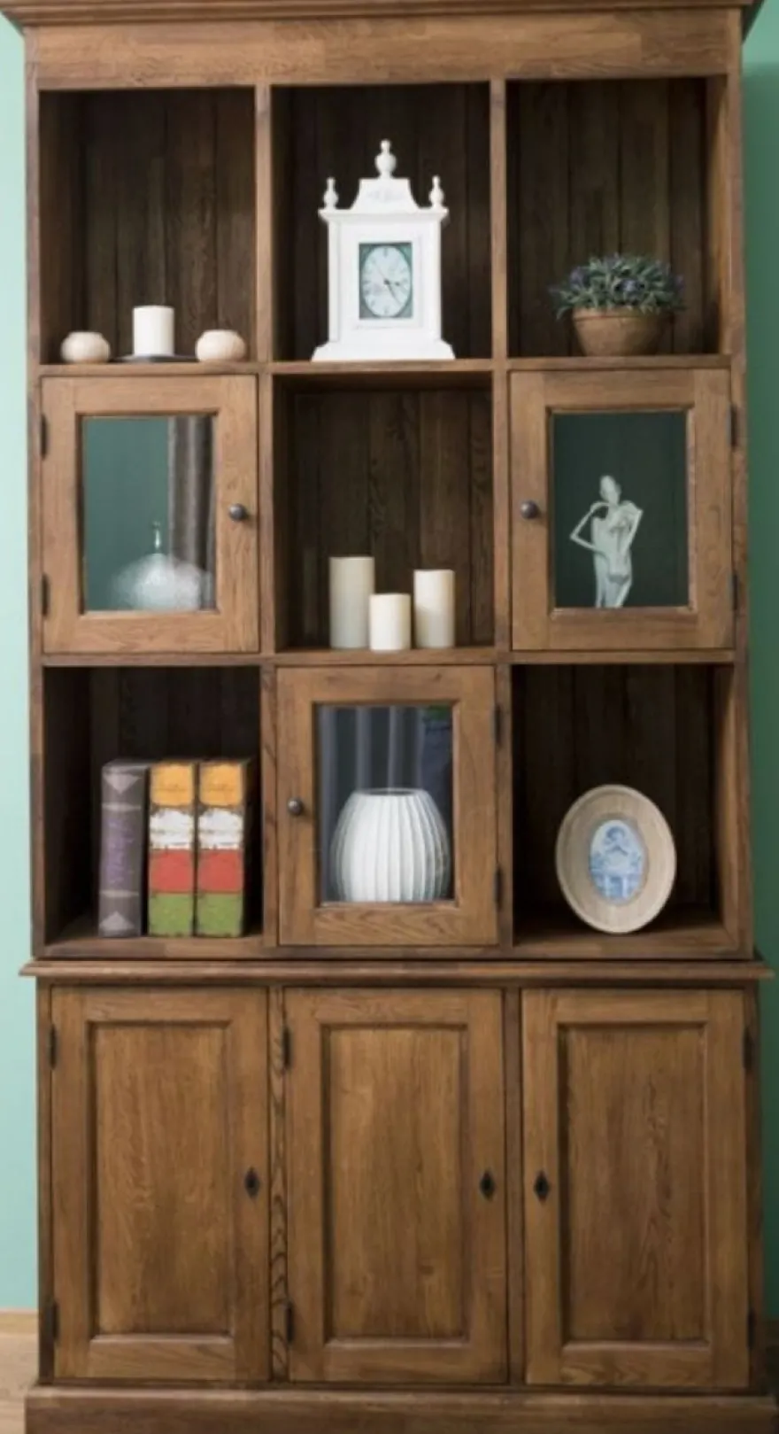 Casa Padrino Landhausstil Schrank Braun 130 x 50 x H. 240 cm - Massivholz Wohnzimmerschrank mit 6 Türen - Landhausstil Wohnzimmer Möbel