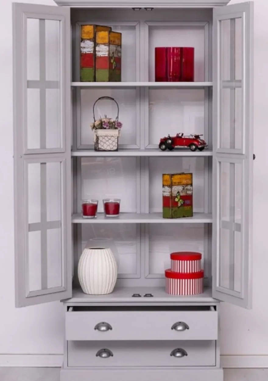 Casa Padrino Landhausstil Vitrine Hellgrau 91 x 47 x H. 200 cm - Massivholz Vitrinenschrank mit 2 Türen und 2 Schubladen - Landhausstil Möbel - Massivholz Möbel - Esszimmer Möbel