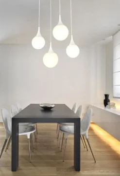 Casa Padrino LED Hängeleuchte Silber / Weiß Ø 52,5 x H. 150 cm - Hängelampe mit Mattglas Lampenschirmen