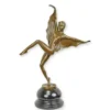 Casa Padrino Luxus Art Deco Bronzefigur Tänzerin mit Flügelcape Bronze / Schwarz 30,9 x 13 x H. 43,8 cm - Bronze Skulptur mit Marmorsockel - Tänzerin Deko Figur - Art Deco Deko