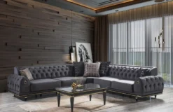 Casa Padrino Luxus Art Deco Chesterfield Wohnzimmer Set Grau / Schwarz / Gold - 1 Ecksofa mit Kissen & 1 Couchtisch - Edle Wohnzimmer Möbel - Luxus Qualität