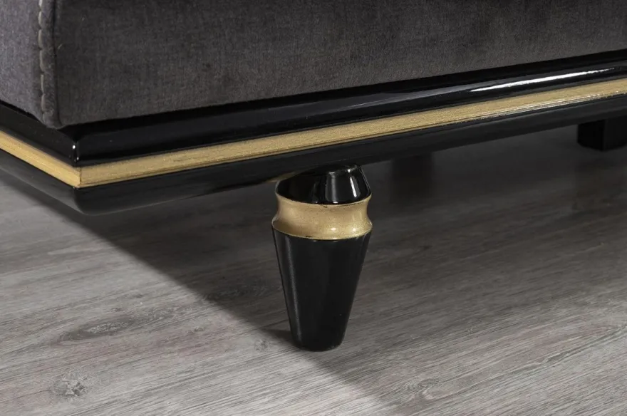 Casa Padrino Luxus Art Deco Chesterfield Wohnzimmer Set Grau / Schwarz / Gold - 1 Ecksofa mit Kissen & 1 Couchtisch - Edle Wohnzimmer Möbel - Luxus Qualität