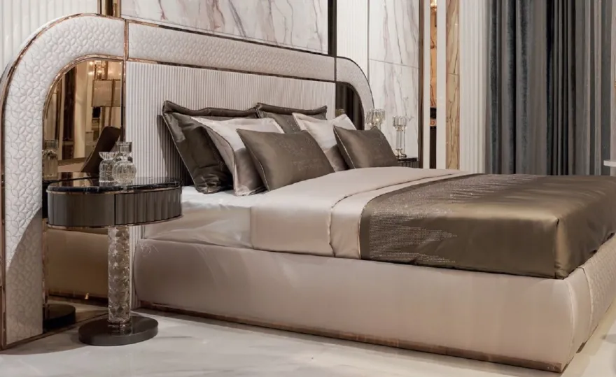 Casa Padrino Luxus Art Deco Doppelbett Grau / Kupfer 350 x 209,5 x H. 140 cm - Edles Massivholz Bett mit verspiegeltem Kopfteil - Luxus Schlafzimmer Möbel - Hotel Möbel - Art Deco Möbel