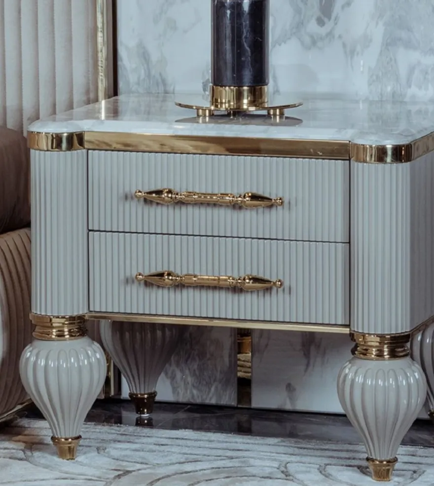 Casa Padrino Luxus Art Deco Nachtkommode Grau / Weiß / Gold 64 x 51 x H. 59 cm - Prunkvoller Massivholz Nachttisch mit 2 Schubladen - Art Deco Schlafzimmer & Hotel Möbel - Luxus Kollektion