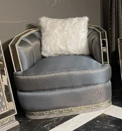 Casa Padrino Luxus Art Deco Sessel Hellblau / Silber / Creme - Verspiegelter Wohnzimmer Sessel - Wohnzimmer Möbel - Art Deco Möbel - Luxus Möbel - Art Deco Einrichtung - Luxus Einrichtung