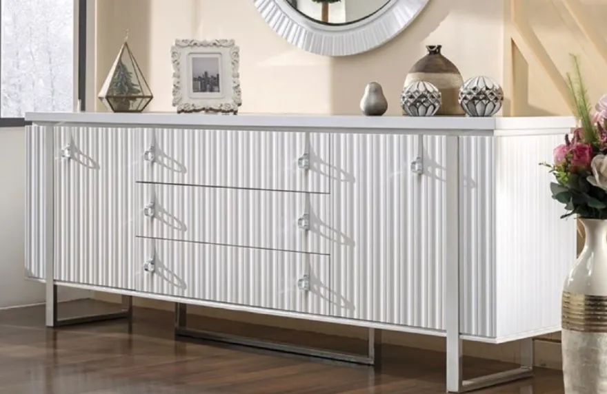 Casa Padrino Luxus Art Deco Sideboard Weiß / Silber 200 x 42 x H. 80 cm - Edler Massivholz Schrank mit 2 Türen und 3 Schubladen - Art Deco Möbel - Luxus Möbel