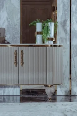 Casa Padrino Luxus Art Deco Sideboard Grau / Weiß / Gold 235 x 54 x H. 90 cm - Edler Massivholz Schrank mit 4 Türen und Kunstmarmor Platte - Art Deco Möbel - Luxus Qualität