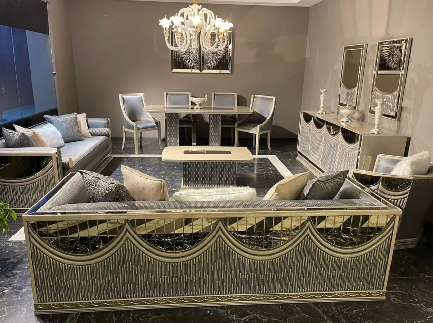 Casa Padrino Luxus Art Deco Sofa Hellblau / Silber / Creme - Verspiegeltes Wohnzimmer Sofa - Wohnzimmer Möbel - Art Deco Möbel - Luxus Möbel - Art Deco Einrichtung - Luxus Einrichtung