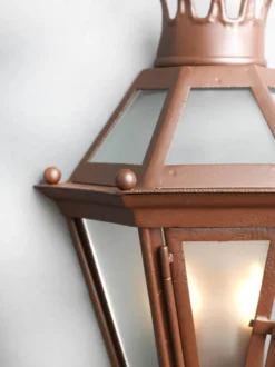 Casa Padrino Luxus Außen Laterne Rostbraun B. 43 x H. 90 cm - Handgefertigte Laterne aus Schmiedeeisen - Luxus Kollektion - Edel & Prunkvoll