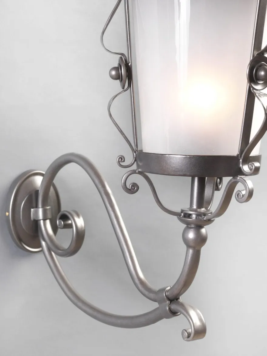 Casa Padrino Luxus Außen Laterne Grau B. 29 x H. 65 cm - Handgefertigte Laterne aus Schmiedeeisen - Luxus Kollektion - Edel & Prunkvoll