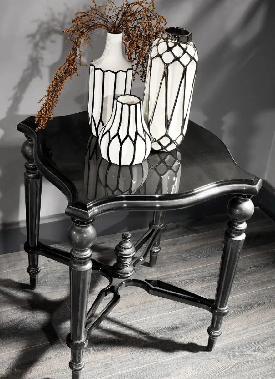 Casa Padrino Luxus Barock Beistelltisch Schwarz / Silber 57 x 57 x H. 64 cm - Edler Massivholz Tisch - Luxus Qualität - Made in Italy