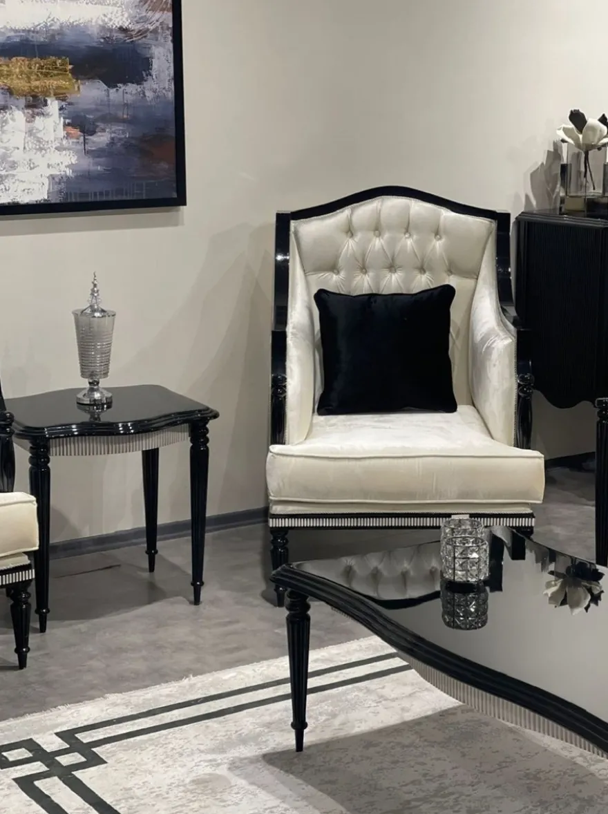 Casa Padrino Luxus Barock Beistelltisch Schwarz / Grau - Handgefertigter Massivholz Tisch im Barockstil - Luxus Wohnzimmer Möbel im Barockstil - Barock Möbel - Edel & Prunkvoll