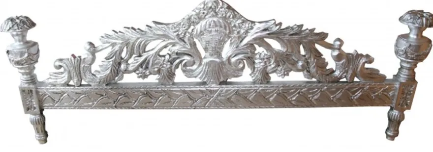 Casa Padrino Luxus Barock Bett im französischen Stil - Antik Rosa / Silber - 182 x 210 x 168 cm