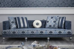 Casa Padrino Luxus Barock Chesterfield Sofa Dunkelblau / Hellblau / Silber 250 x 92 x H. 85 cm - Barock Wohnzimmermöbel