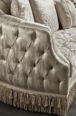 Casa Padrino Luxus Barock Chesterfield Sofa Gold - Prunkvolles Wohnzimmer Sofa - Barockstil Wohnzimmer Möbel - Luxus Möbel im Barockstil - Barock Einrichtung - Edel & Prunkvoll