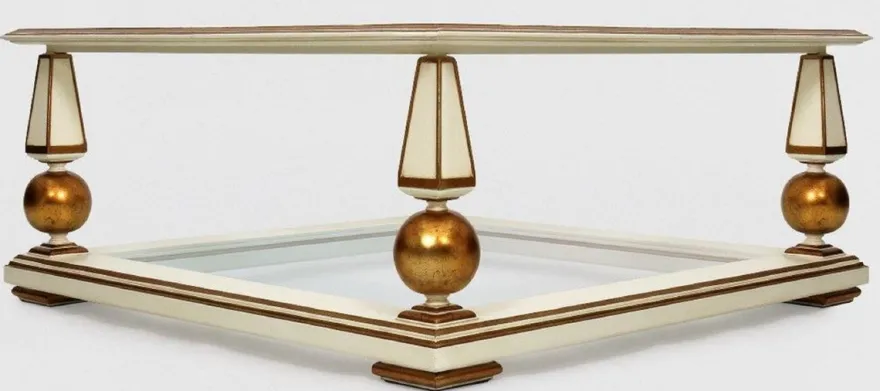 Casa Padrino Luxus Barock Couchtisch Weiß / Antik Gold 113 x 113 x H. 47 cm - Prunkvoller Massivholz Wohnzimmertisch mit Glasplatten - Barock Wohnzimmer Möbel