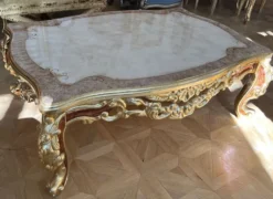 Casa Padrino Luxus Barock Couchtisch Weiß / Grau / Gold / Braun - Prunkvoller Massivholz Wohnzimmertisch im Barockstil - Prunkvolle Barock Möbel