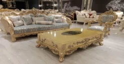 Casa Padrino Luxus Barock Couchtisch Gold - Prunkvoller Massivholz Wohnzimmertisch im Barockstil - Barock Wohnzimmer Möbel - Edel & Prunkvoll