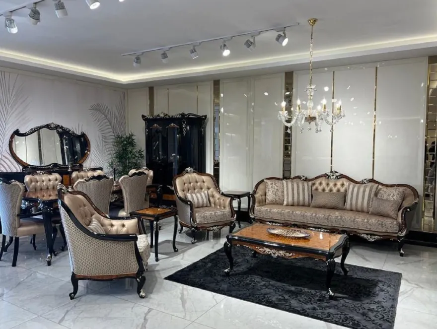 Casa Padrino Luxus Barock Couchtisch Braun / Schwarz / Silber - Handgefertigter Massivholz Wohnzimmertisch im Barockstil - Luxus Wohnzimmer Möbel im Barockstil - Barock Möbel - Edel & Prunkvoll