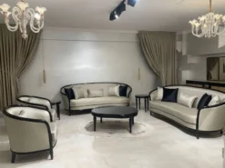 Casa Padrino Luxus Barock Couchtisch Schwarz - Ovaler Barockstil Wohnzimmertisch - Luxus Wohnzimmer Möbel im Barockstil - Barock Möbel - Edel & Prunkvoll