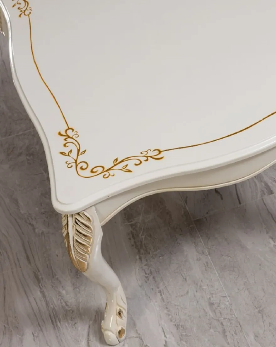 Casa Padrino Luxus Barock Couchtisch Weiß / Gold - Handgefertigter Barockstil Wohnzimmertisch - Luxus Möbel im Barockstil - Barockstil Wohnzimmer Möbel - Barock Einrichtung - Barock Möbel