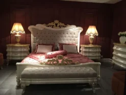 Casa Padrino Luxus Barock Doppelbett Grau / Weiß / Gold - Prunkvolles Massivholz Bett mit Glitzersteinen - Barock Schlafzimmer Möbel