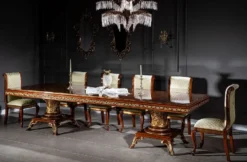 Casa Padrino Luxus Barock Esszimmer Stuhl Gold Muster / Braun / Antik Gold H. 105 cm