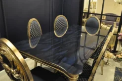 Casa Padrino Luxus Barock Esszimmer Set Blau / Antik Gold - 1 Esszimmertisch & 6 Esszimmerstühle - Barock Esszimmer Möbel - Edel & Prunkvoll