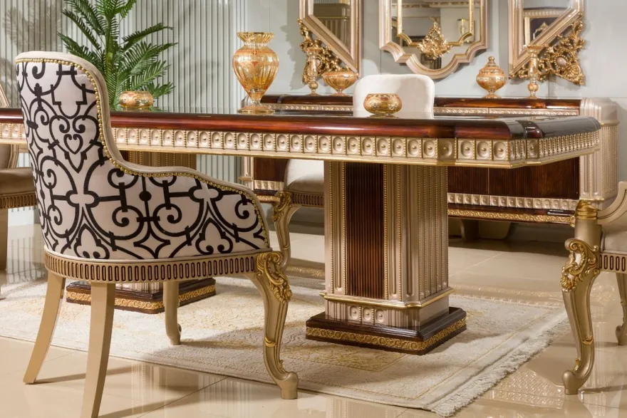 Casa Padrino Luxus Barock Esszimmer Stuhl mit Armlehnen Grau / Weiß / Schwarz / Gold H. 94 cm