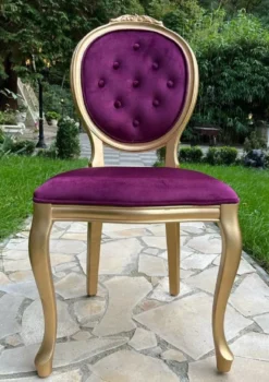 Casa Padrino Luxus Barock Esszimmer Stuhl Lila / Gold - Handgefertigter Antik Stil Stuhl mit edlem Samtstoff - Esszimmer Möbel im Barockstil - Barock Möbel - Barock Einrichtung