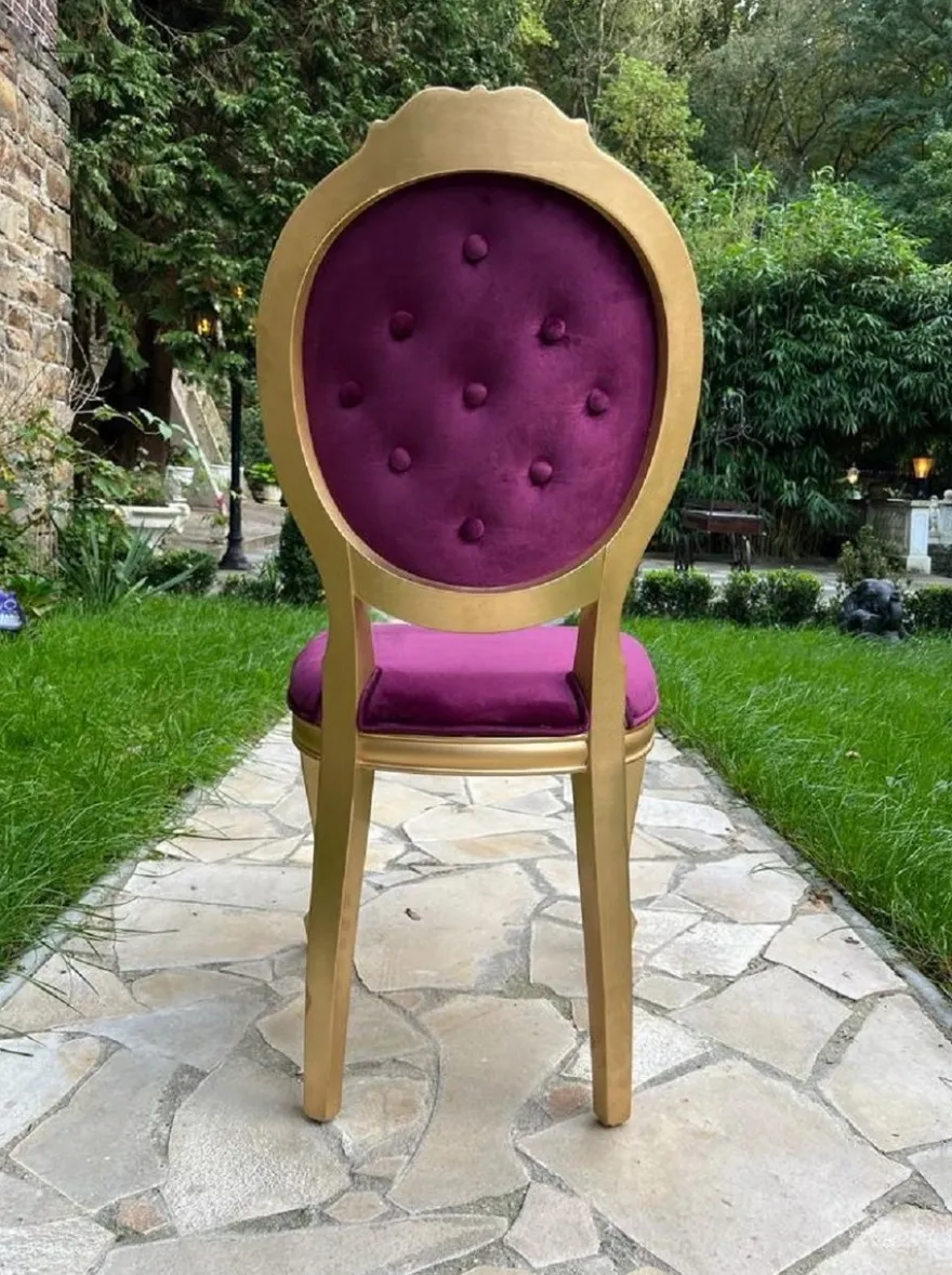 Casa Padrino Luxus Barock Esszimmer Stuhl Lila / Gold - Handgefertigter Antik Stil Stuhl mit edlem Samtstoff - Esszimmer Möbel im Barockstil - Barock Möbel - Barock Einrichtung