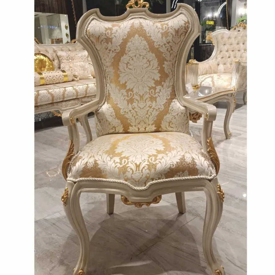 Casa Padrino Luxus Barock Esszimmer Stuhl mit Armlehnen Gold / Weiß / Grau / Gold H. 110 cm - Barock Möbel