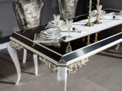 Casa Padrino Luxus Barock Esstisch Weiß / Gold / Schwarz 207 x 104 x H. 78 cm - Massivholz Küchentisch mit Glasplatte - Edle Esszimmer Möbel im Barockstil
