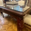 Casa Padrino Luxus Barock Esstisch mit Glasplatte Dunkelbraun - Handgefertigter Massivholz Esszimmertisch - Luxus Esszimmer Möbel im Barockstil - Barock Möbel - Barock Einrichtung