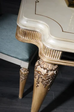 Casa Padrino Luxus Barock Esszimmer Set Türkis / Weiß / Gold - 1 Esstisch und 4 Esszimmerstühle - Barock Esszimmermöbel