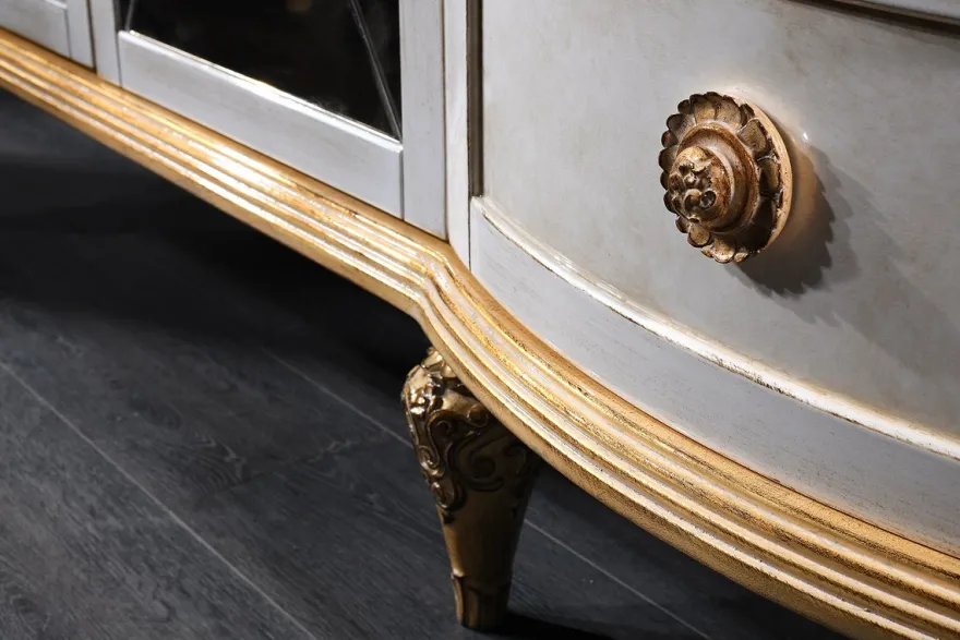Casa Padrino Luxus Barock Fernsehschrank Weiß / Gold 241 x 43 x H. 67 cm - Barock Wohnzimmerschrank mit 4 Türen und Schublade