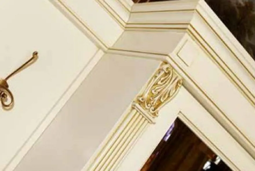 Casa Padrino Luxus Barock Garderobe mit Schrank Creme / Gold - Massivholz Garderobe im Barockstil - Luxus Garderoben Möbel im Barockstil - Luxus Qualität - Made in Italy