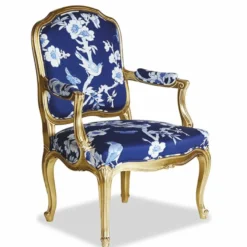 Casa Padrino Luxus Barock Hotel & Wohnzimmer Sessel Blau / Weiß / Gold - Made in Italy