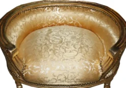 Casa Padrino Luxus Barock Hunde & Katzen Sofa in Gold Muster / Gold - 71,5 x 53 x 41 cm - Handgefertigtes Haustierbett