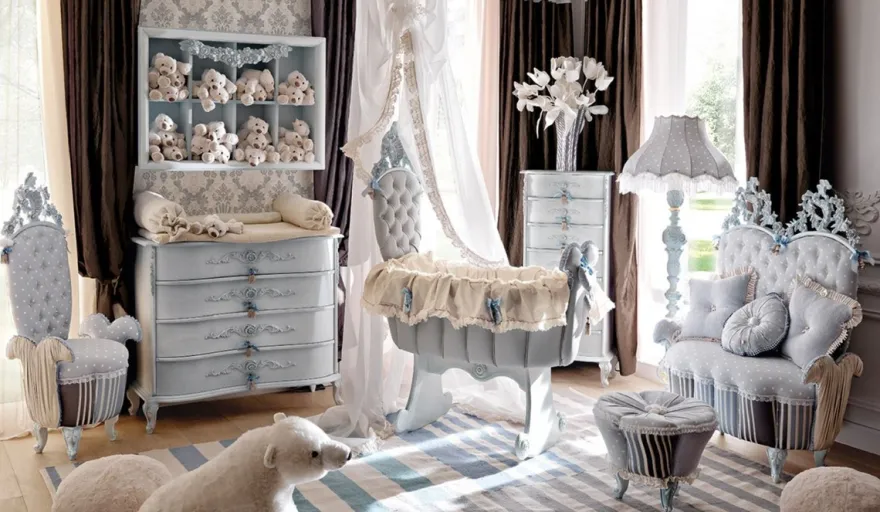Casa Padrino Luxus Barock Kindersofa Grau / Mehrfarbig / Hellblau - Prunkvolles Barock Kinderzimmer Sofa - Barock Kinderzimmer Möbel - Erstklassische Qualität - Made in Italy