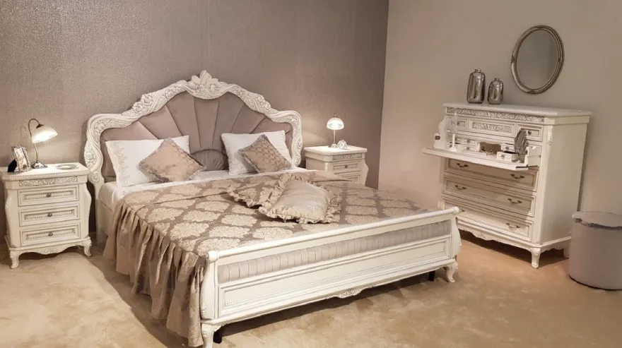 Casa Padrino Luxus Barock Kommode Weiß / Grau / Antik Silber - Prunkvolle Barockstil Schlafzimmer Kommode - Luxus Schlafzimmer Möbel im Barockstil - Barock Schlafzimmer Möbel