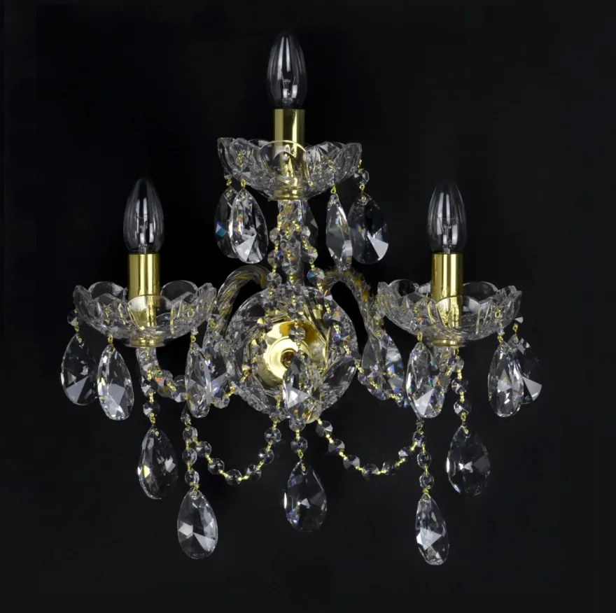 Casa Padrino Luxus Barock Kristall Wandleuchte Gold 38 x 22 x H. 38 cm - Prunkvolle Messing Wandleuchte mit böhmischem Kristallglas - Barock Möbel - Edel & Prunkvoll