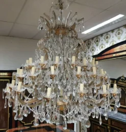 Casa Padrino Luxus Barock Kristall Kronleuchter Kupferfarben / Weiß - Prunkvoller Barockstil Kronleuchter - Barock Kristall Leuchten - Edel & Prunkvoll