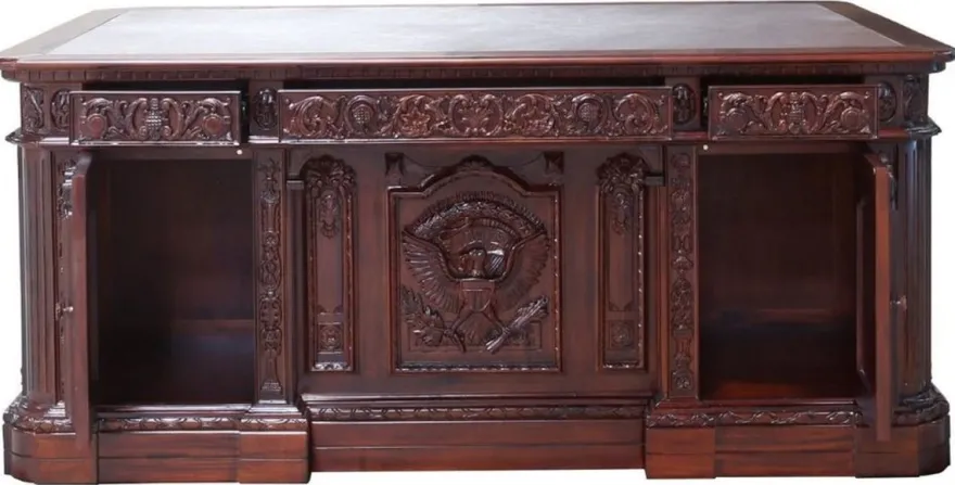 Casa Padrino Luxus Barock Mahagoni Schreibtisch Dunkelbraun / Braun 185 x 125 x H. 83 cm - Prunkvoller Barockstil Massivholz Bürotisch - Mahagoni Büro Möbel - Barock Büro Möbel