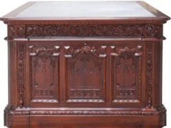 Casa Padrino Luxus Barock Mahagoni Schreibtisch Dunkelbraun / Braun 185 x 125 x H. 83 cm - Prunkvoller Barockstil Massivholz Bürotisch - Mahagoni Büro Möbel - Barock Büro Möbel