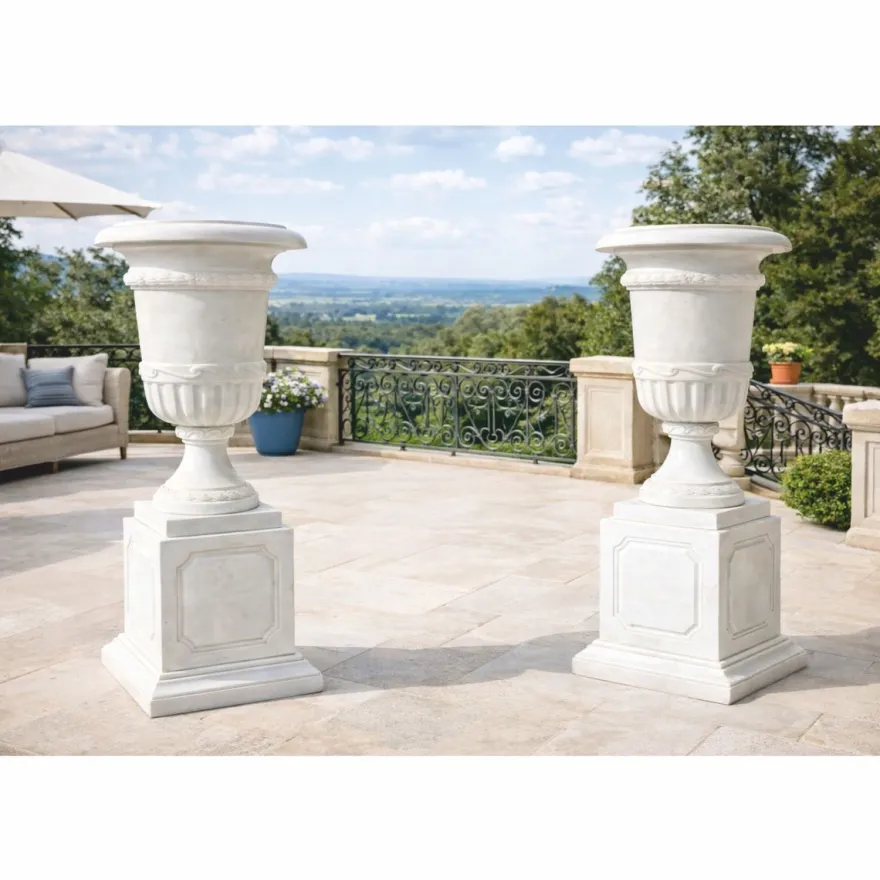 Casa Padrino Luxus Barock Marmor Blumentopf Set auf Säulen Weiß H. 110 cm - Garten Deko