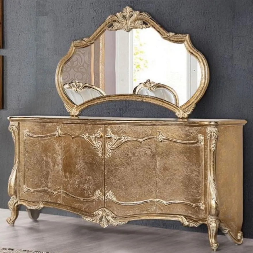 Casa Padrino Luxus Barock Möbel Set Antik Gold - 1 Barock Sideboard mit 4 Türen & 1 Barock Wandspiegel - Barock Möbel - Edel & Prunkvoll