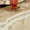 Casa Padrino Luxus Barock Möbel Set Beige / Weiß / Gold - 1 Barock Sideboard mit 4 Türen & 1 Barock Wandspiegel - Handgefertigte Barock Möbel - Edel & Prunkvoll