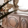 Casa Padrino Luxus Barock Möbel Set Braun - 1 Barock Sideboard mit 4 Türen & 1 Ovaler Barock Wandspiegel - Barock Möbel