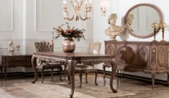Casa Padrino Luxus Barock Möbel Set Braun - 1 Barock Sideboard mit 4 Türen & 1 Ovaler Barock Wandspiegel - Barock Möbel